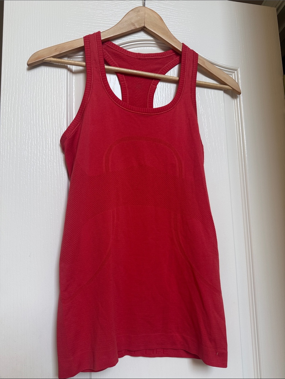 Lululemon Swiftly Tech Racerback in Poppy Coral size 4.